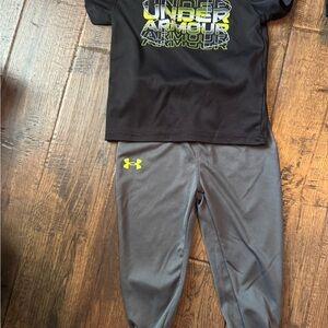 Toddler 2T under armor set